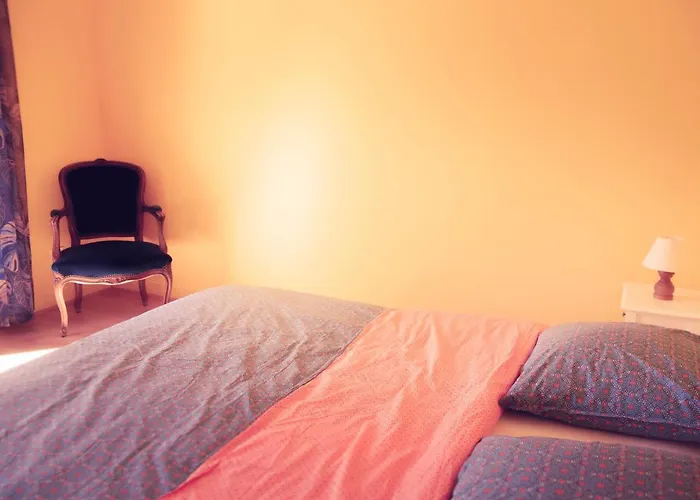 Mas De La Croix - D'hotes Bed & Breakfast 3*